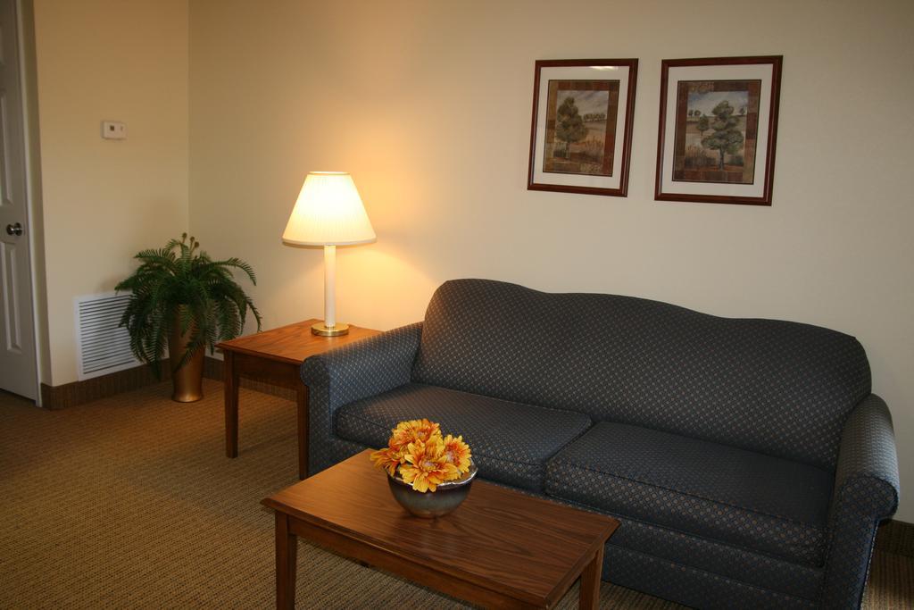 Affordable Suites Of America פרדריקסבורג מראה חיצוני תמונה
