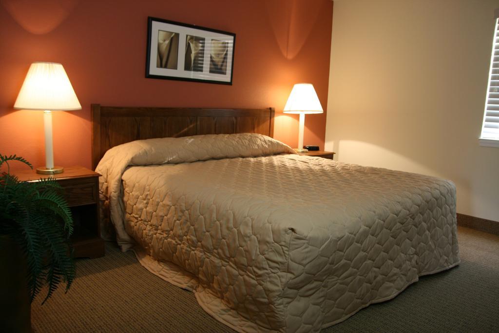 Affordable Suites Of America פרדריקסבורג מראה חיצוני תמונה