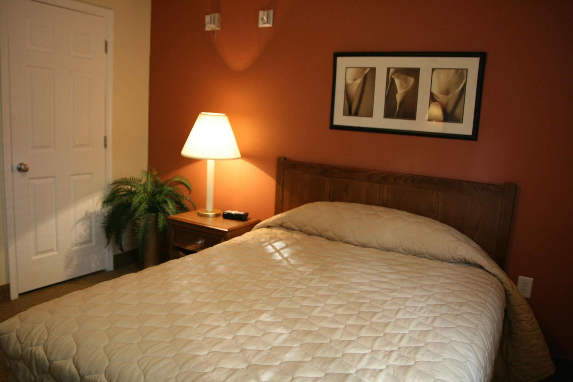 Affordable Suites Of America פרדריקסבורג מראה חיצוני תמונה